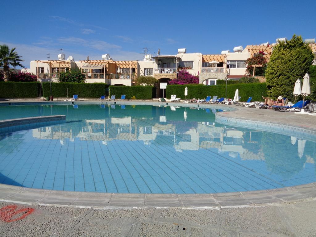 Santa Barbara Complex Apartment Limassol Bagian luar foto