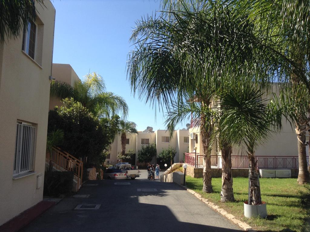 Santa Barbara Complex Apartment Limassol Bagian luar foto