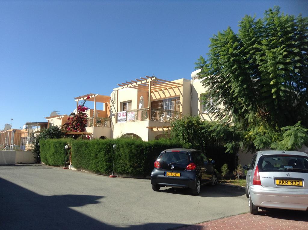 Santa Barbara Complex Apartment Limassol Bagian luar foto