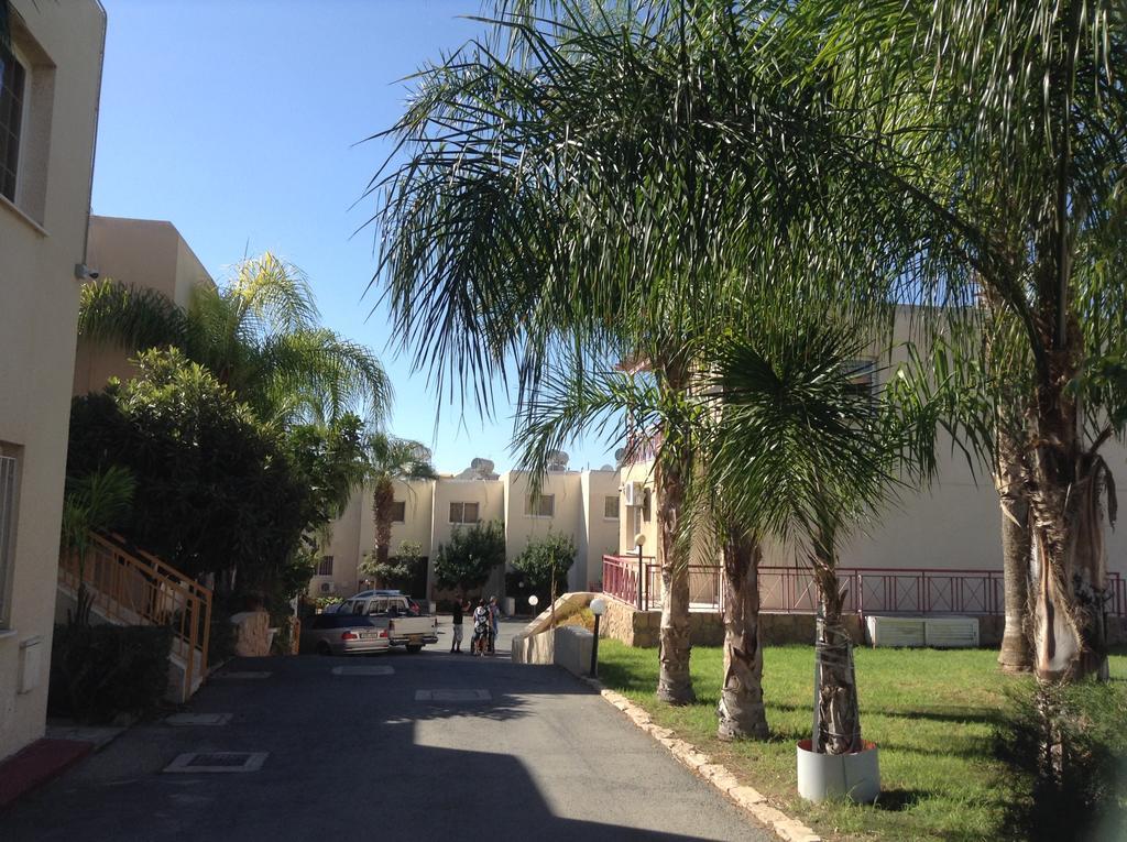 Santa Barbara Complex Apartment Limassol Bagian luar foto