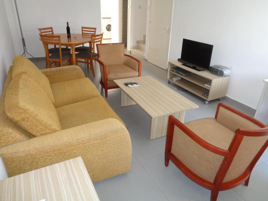 Santa Barbara Complex Apartment Limassol Bagian luar foto