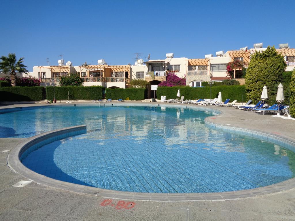 Santa Barbara Complex Apartment Limassol Bagian luar foto