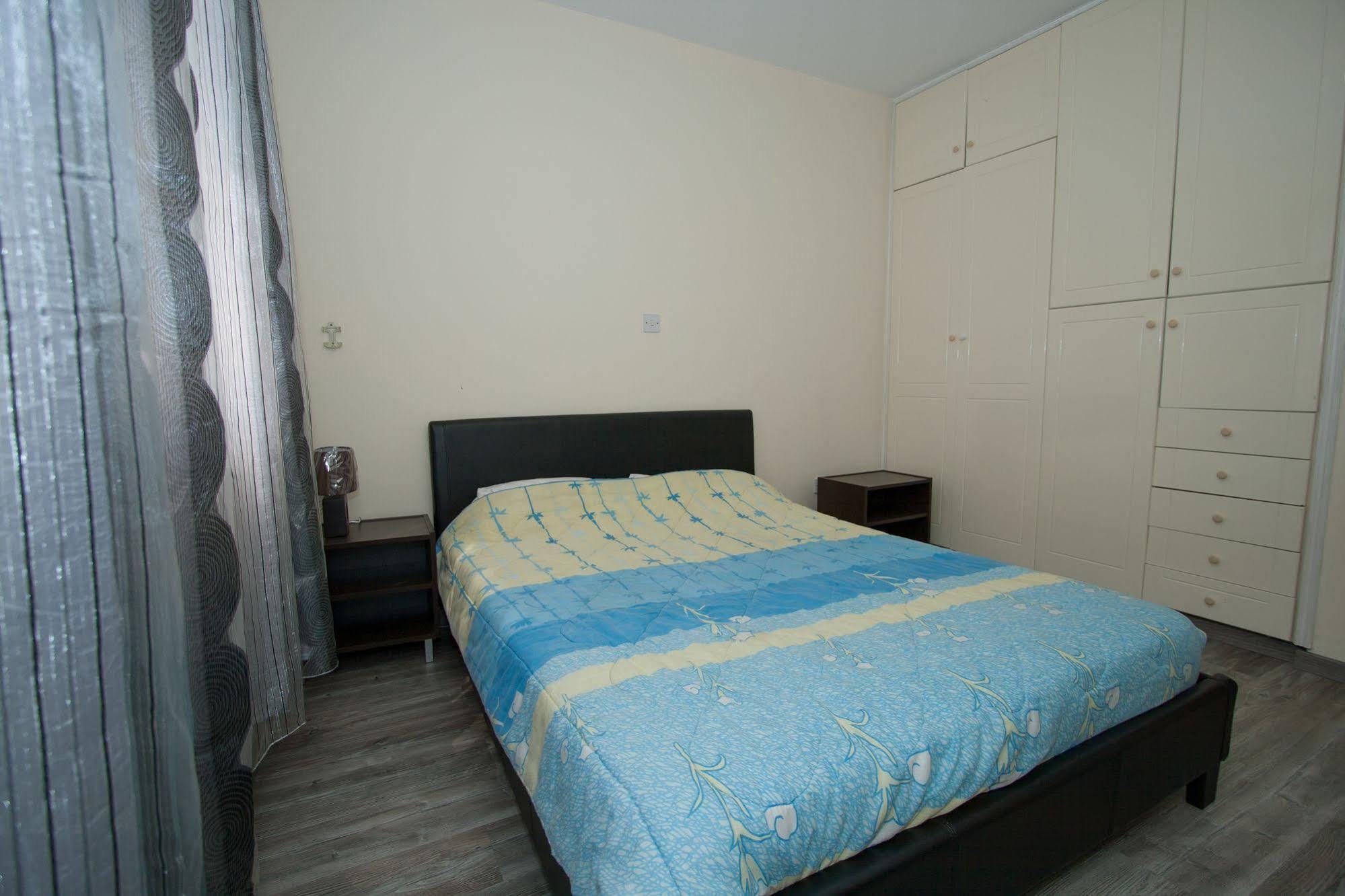 Santa Barbara Complex Apartment Limassol Bagian luar foto
